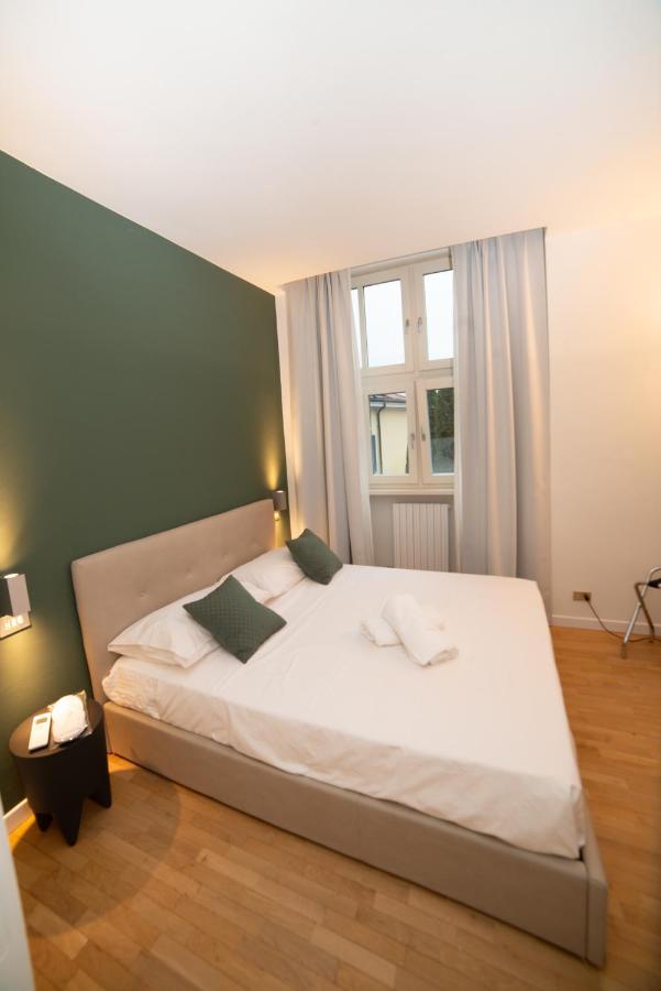 Little Marina Apartment Malgrate Ngoại thất bức ảnh
